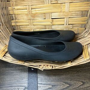 Crocs loafers wide size 9